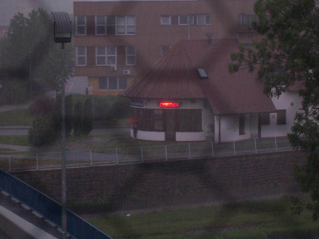 Jako na svatbě... 2 Jako na svatbě...