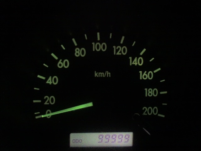 První stovka (s důkazem) 99999 kilometrů na tachometru Kalose